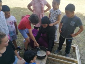 Lire la suite à propos de l’article [Atelier] Peinture écologique à la MJC Mozaic d’Angoulême